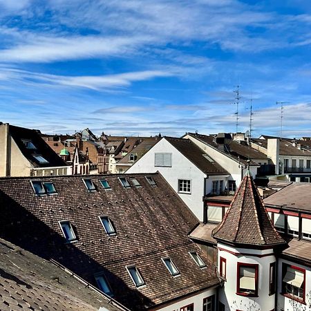 City Center Rooftop Studio With Oldtown View Basel Bagian luar foto